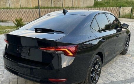 Skoda Octavia IV, 2022 год, 2 250 000 рублей, 4 фотография