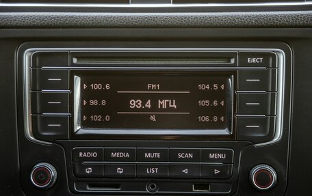 Volkswagen Jetta VI, 2014 год, 990 000 рублей, 21 фотография