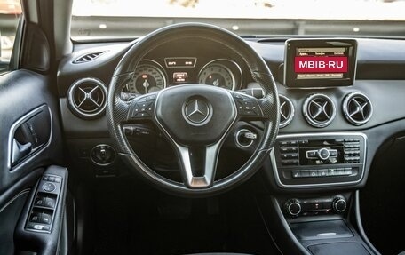 Mercedes-Benz GLA, 2015 год, 1 878 000 рублей, 15 фотография