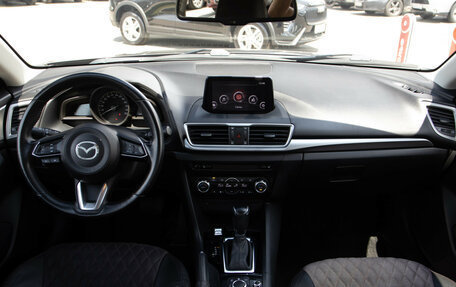 Mazda 3, 2018 год, 1 728 000 рублей, 12 фотография