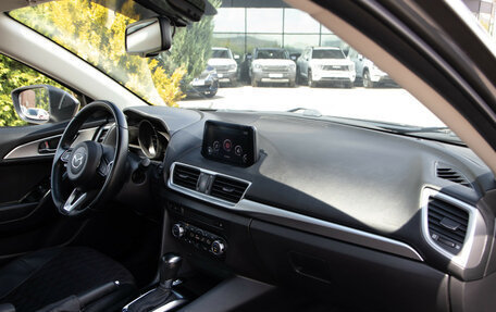 Mazda 3, 2018 год, 1 728 000 рублей, 8 фотография