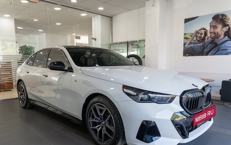 BMW 5 серия, 2024 год, 8 100 000 рублей, 3 фотография