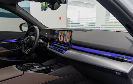 BMW 5 серия, 2024 год, 8 100 000 рублей, 12 фотография