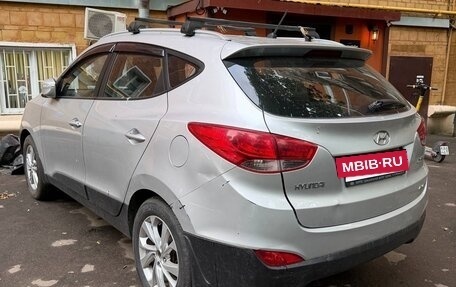 Hyundai ix35 I рестайлинг, 2011 год, 1 000 000 рублей, 5 фотография