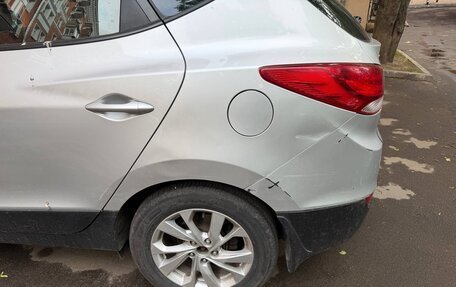 Hyundai ix35 I рестайлинг, 2011 год, 1 000 000 рублей, 6 фотография