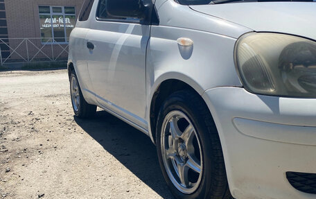 Toyota Vitz, 2002 год, 300 000 рублей, 3 фотография