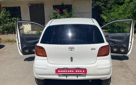 Toyota Vitz, 2002 год, 300 000 рублей, 6 фотография