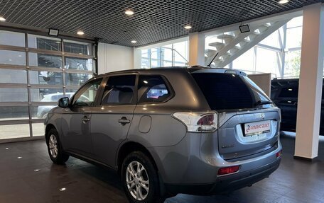 Mitsubishi Outlander III рестайлинг 3, 2013 год, 1 750 000 рублей, 5 фотография