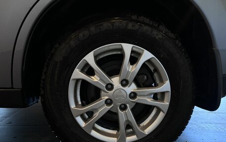 Mitsubishi Outlander III рестайлинг 3, 2013 год, 1 750 000 рублей, 17 фотография