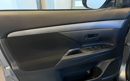 Mitsubishi Outlander III рестайлинг 3, 2013 год, 1 750 000 рублей, 19 фотография