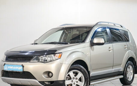 Mitsubishi Outlander III рестайлинг 3, 2007 год, 999 000 рублей, 4 фотография