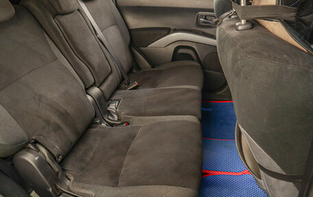 Mitsubishi Outlander III рестайлинг 3, 2007 год, 999 000 рублей, 17 фотография