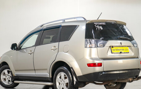 Mitsubishi Outlander III рестайлинг 3, 2007 год, 999 000 рублей, 5 фотография