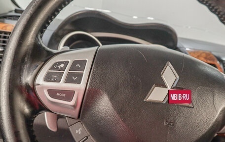 Mitsubishi Outlander III рестайлинг 3, 2007 год, 999 000 рублей, 10 фотография
