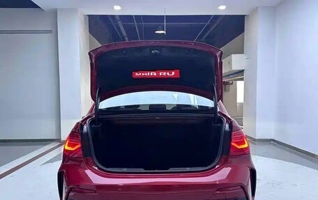 BMW 1 серия, 2021 год, 1 242 000 рублей, 7 фотография