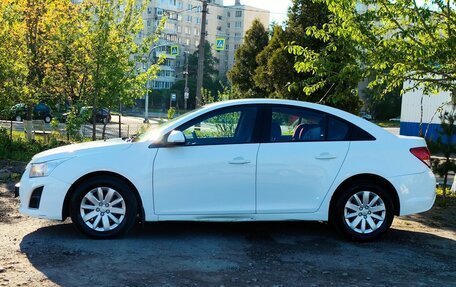 Chevrolet Cruze II, 2015 год, 800 000 рублей, 2 фотография