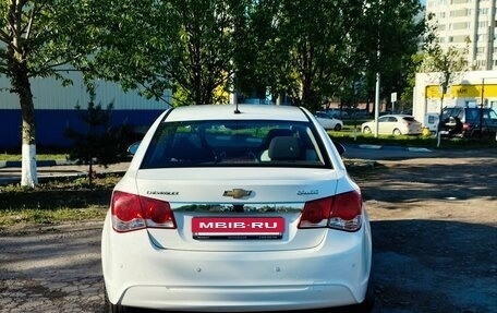 Chevrolet Cruze II, 2015 год, 800 000 рублей, 4 фотография