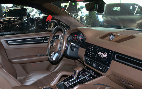 Porsche Cayenne III, 2021 год, 11 300 000 рублей, 16 фотография
