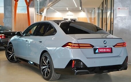 BMW 5 серия, 2025 год, 12 400 000 рублей, 3 фотография