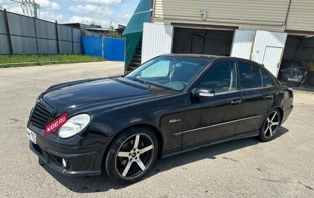 Mercedes-Benz E-Класс, 2003 год, 990 000 рублей, 5 фотография