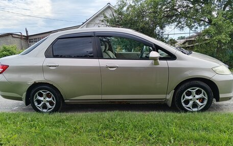 Honda Fit Aria, 2002 год, 290 000 рублей, 3 фотография