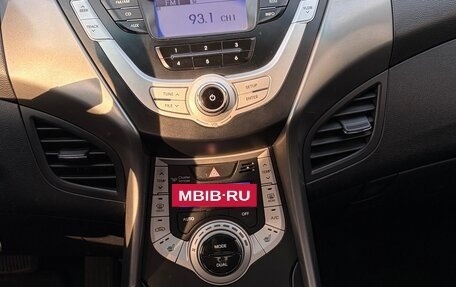 Hyundai Avante, 2012 год, 1 040 000 рублей, 15 фотография