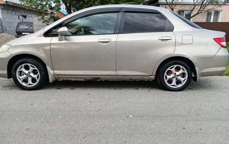 Honda Fit Aria, 2002 год, 290 000 рублей, 6 фотография