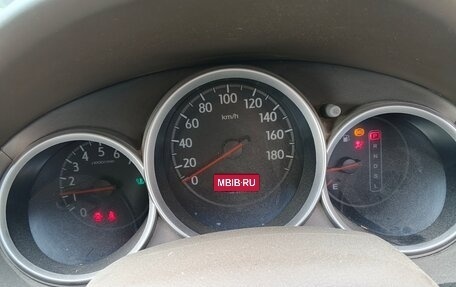 Honda Fit Aria, 2002 год, 290 000 рублей, 13 фотография