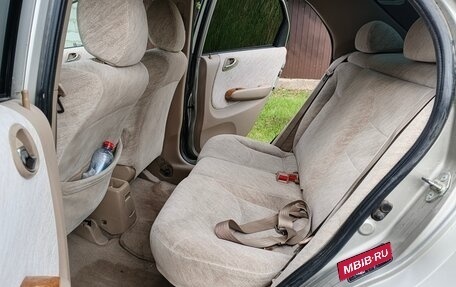 Honda Fit Aria, 2002 год, 290 000 рублей, 11 фотография