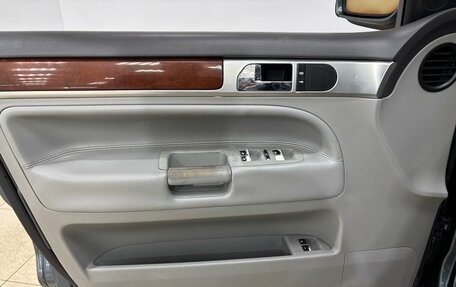 Volkswagen Touareg III, 2004 год, 630 000 рублей, 9 фотография