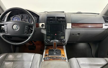 Volkswagen Touareg III, 2004 год, 630 000 рублей, 12 фотография