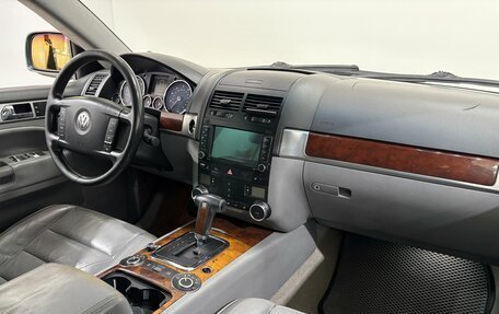 Volkswagen Touareg III, 2004 год, 630 000 рублей, 14 фотография