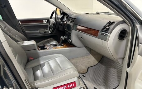 Volkswagen Touareg III, 2004 год, 630 000 рублей, 15 фотография