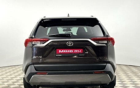 Toyota RAV4, 2021 год, 2 898 100 рублей, 4 фотография