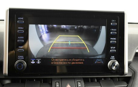 Toyota RAV4, 2021 год, 2 898 100 рублей, 17 фотография