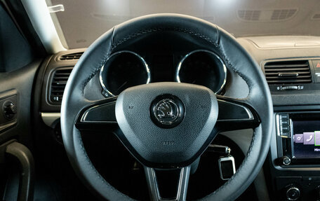 Skoda Yeti I рестайлинг, 2015 год, 1 159 000 рублей, 6 фотография
