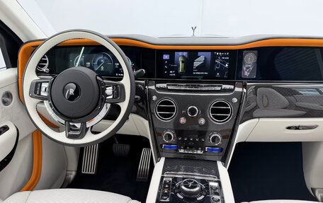 Rolls-Royce Cullinan, 2026 год, 69 000 000 рублей, 18 фотография