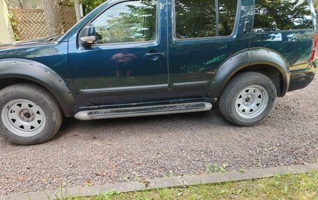 Nissan Pathfinder, 2011 год, 1 500 000 рублей, 2 фотография