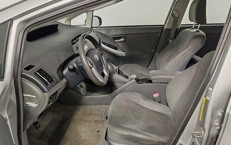 Toyota Prius, 2010 год, 1 099 000 рублей, 15 фотография