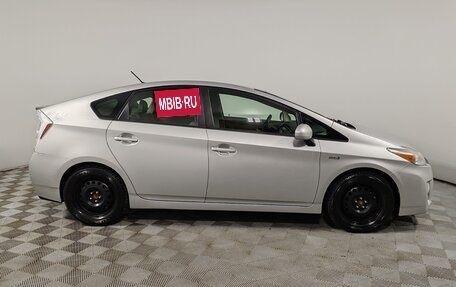 Toyota Prius, 2010 год, 1 099 000 рублей, 4 фотография