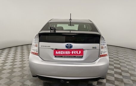 Toyota Prius, 2010 год, 1 099 000 рублей, 6 фотография