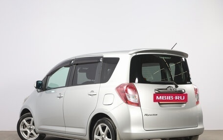 Toyota Ractis I, 2010 год, 949 000 рублей, 5 фотография