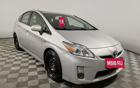 Toyota Prius, 2010 год, 1 099 000 рублей, 3 фотография