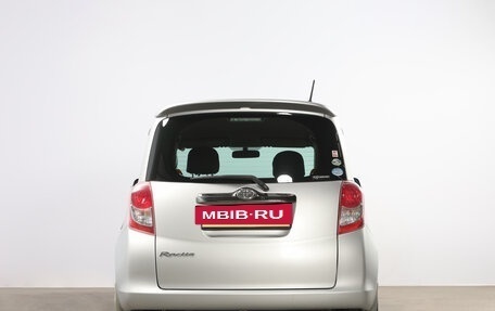 Toyota Ractis I, 2010 год, 949 000 рублей, 6 фотография