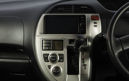 Toyota Ractis I, 2010 год, 949 000 рублей, 11 фотография