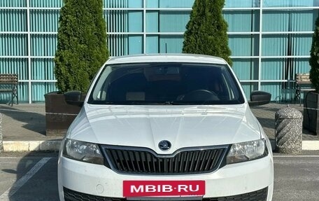 Skoda Rapid I, 2014 год, 695 000 рублей, 2 фотография