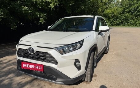 Toyota RAV4, 2019 год, 3 350 000 рублей, 1 фотография