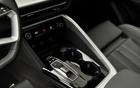 Audi Q5, 2025 год, 7 800 000 рублей, 12 фотография
