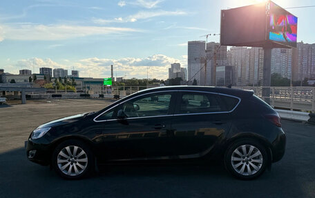Opel Astra J, 2010 год, 550 000 рублей, 9 фотография