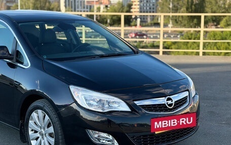 Opel Astra J, 2010 год, 550 000 рублей, 4 фотография
